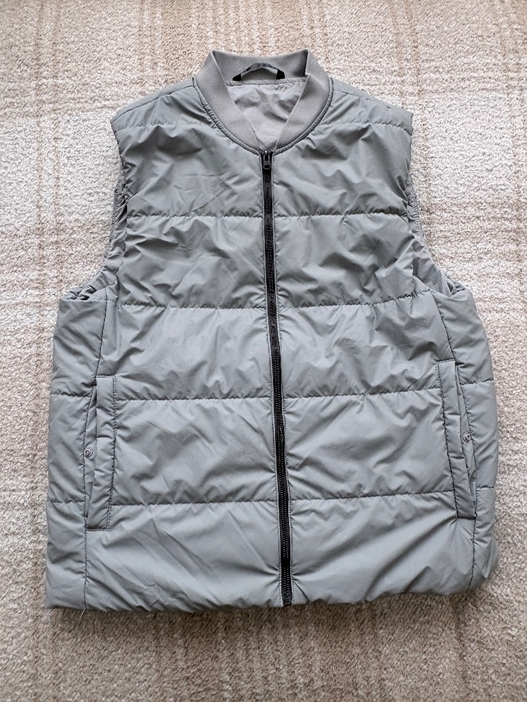 Zara Men’s Puffer Vest – Sleek Gray (Size L)