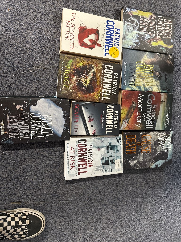 Patricia Cornwall book bundle