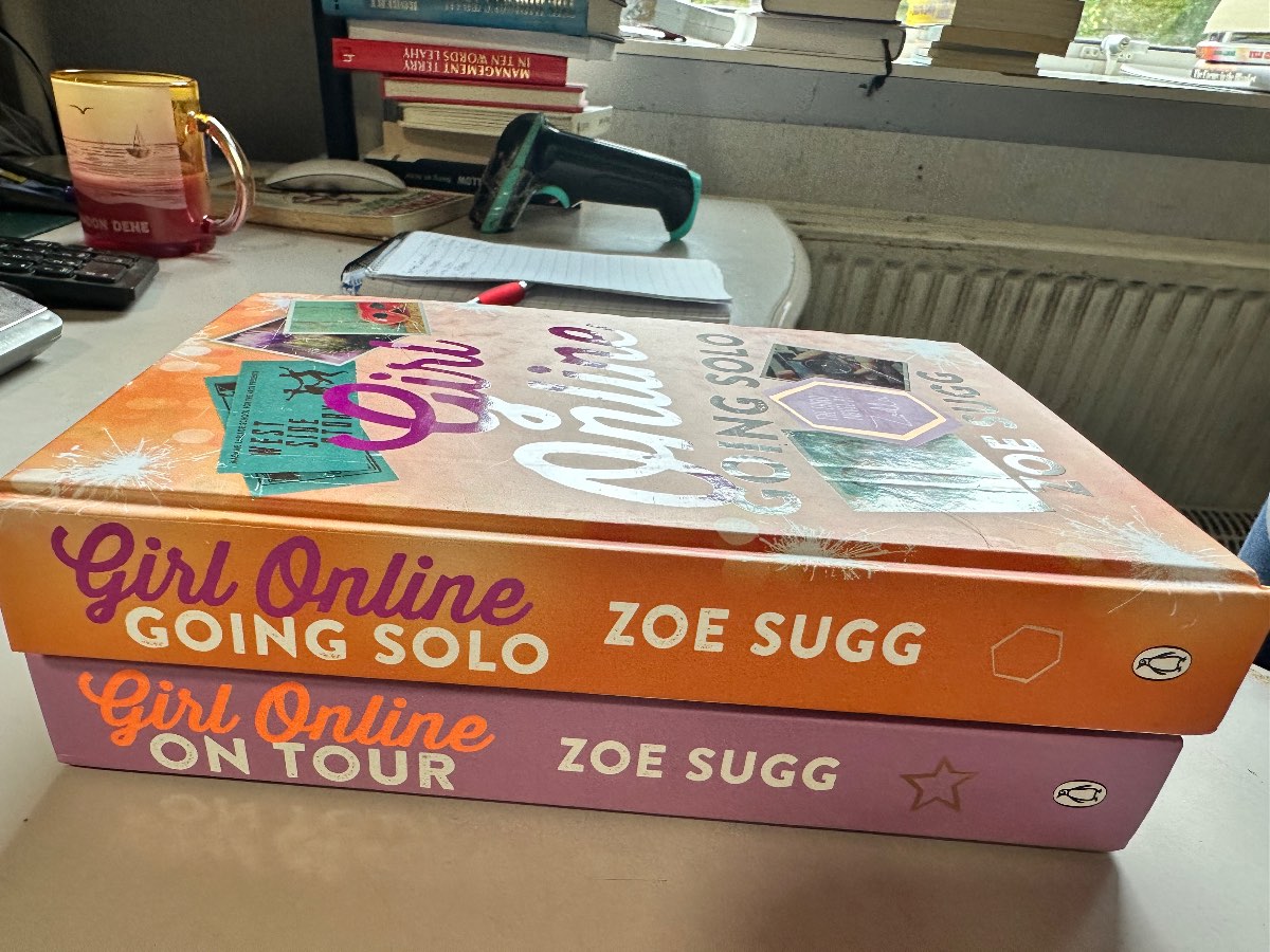 Zoe sugg books
