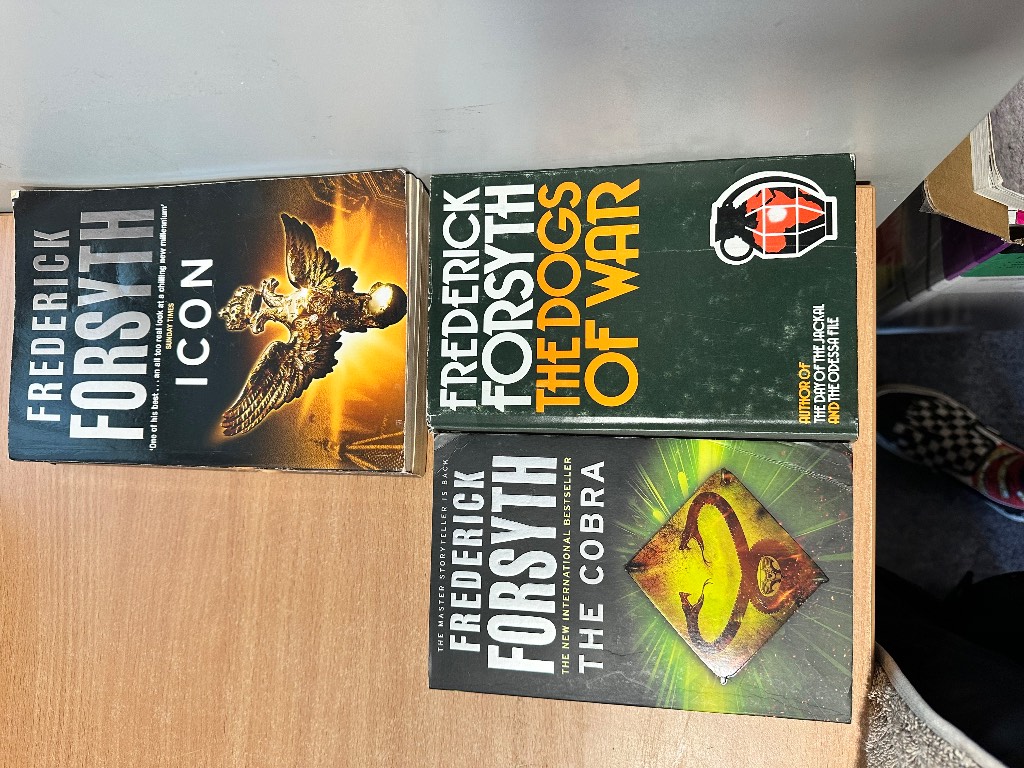Fredrick Forsyth book bundle