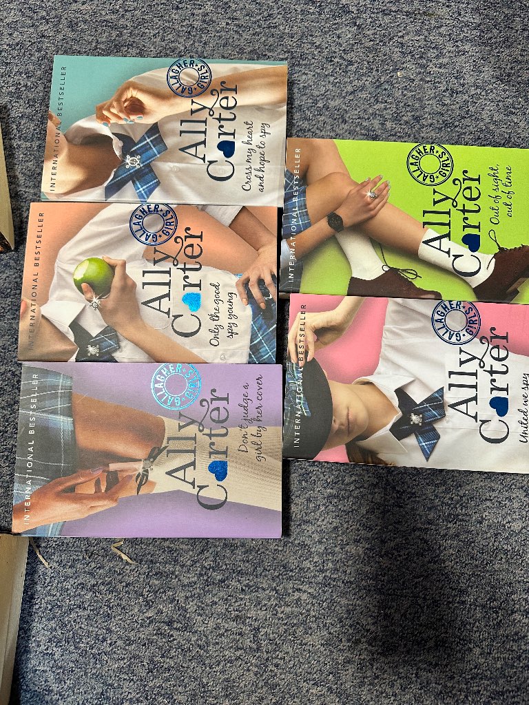 Ally carter books
