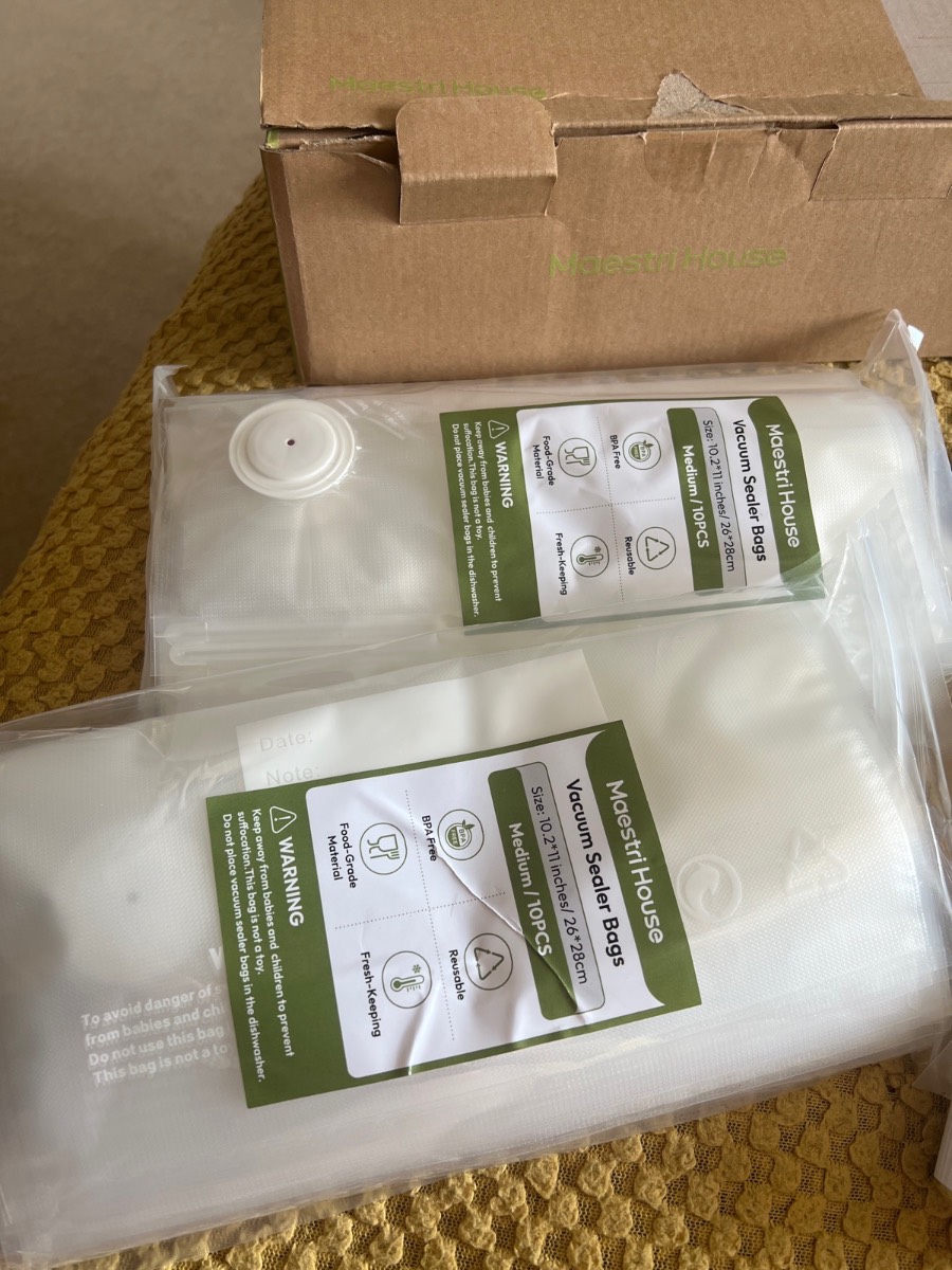 Portable handheld food vacuum sealer
