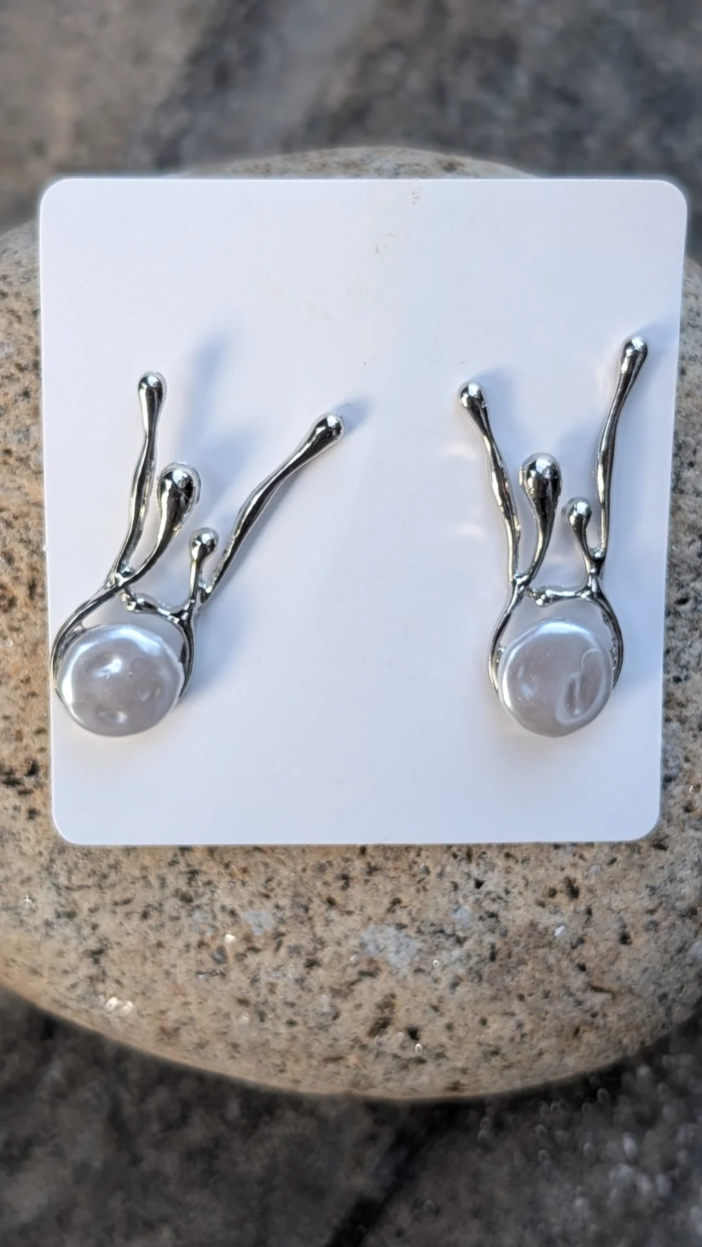 Silver tone fantasy faux baroque pearl stud earrings
