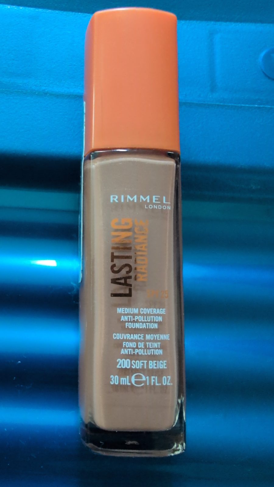 Rimmel lasting radiance spf 25 foundation 200 soft beige 30 ml