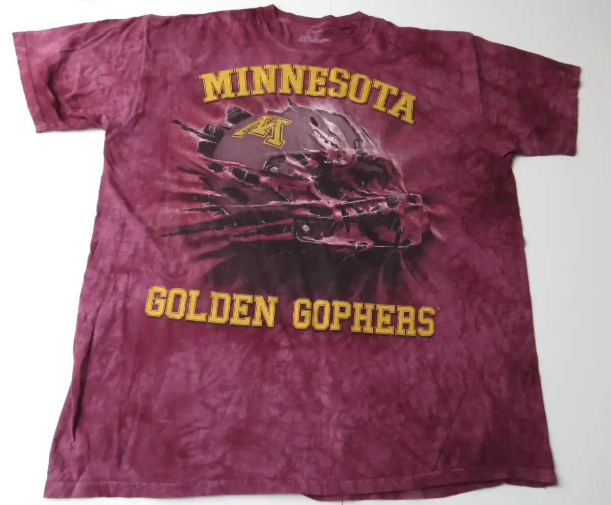 Minnesota Golden Gophers The Mountain Tie-Dye T-Shirt Size XXL 52ins Chest