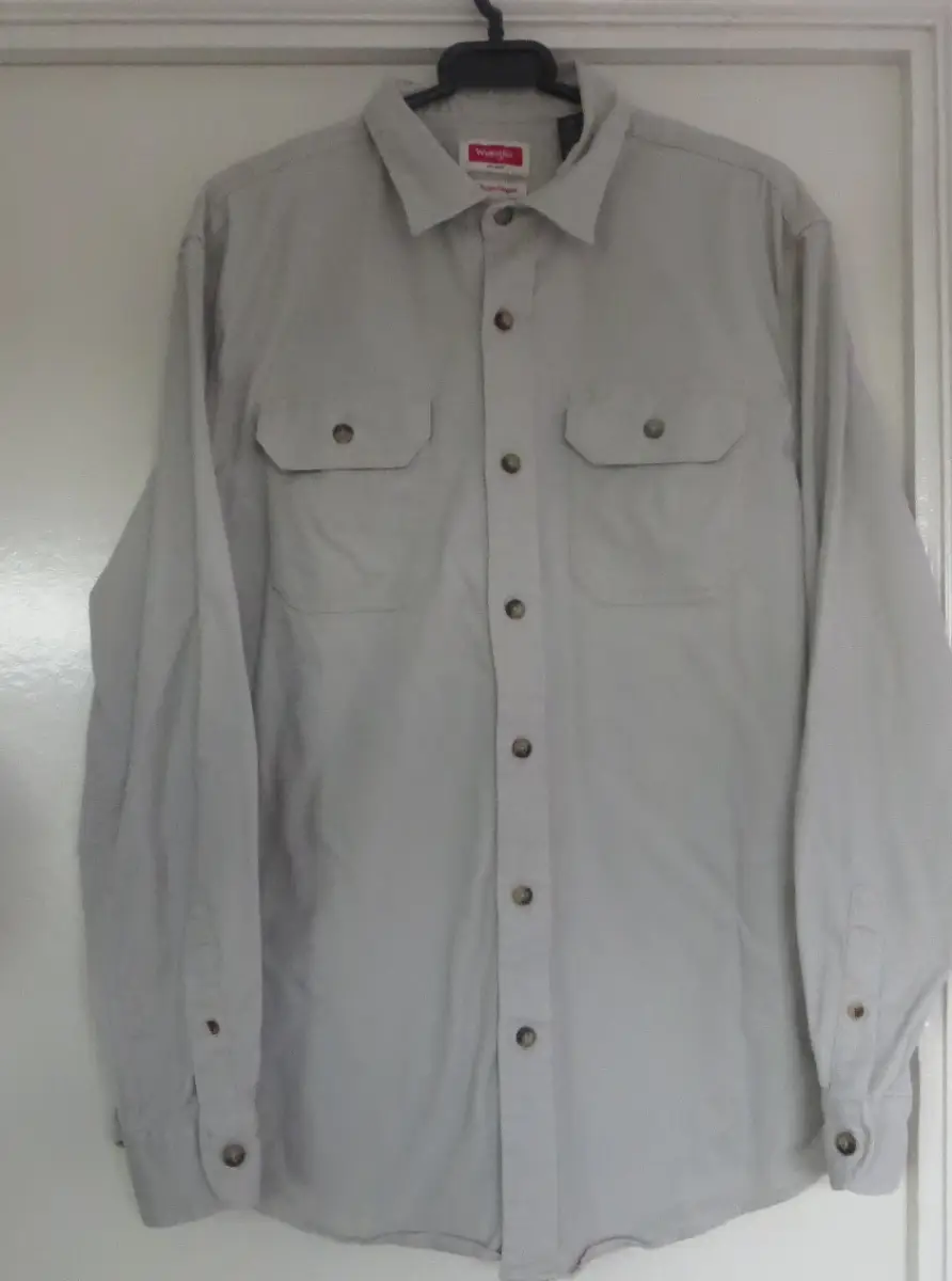 Wrangler Light Grey Long Sleeve Shirt Size Medium Chest 44ins