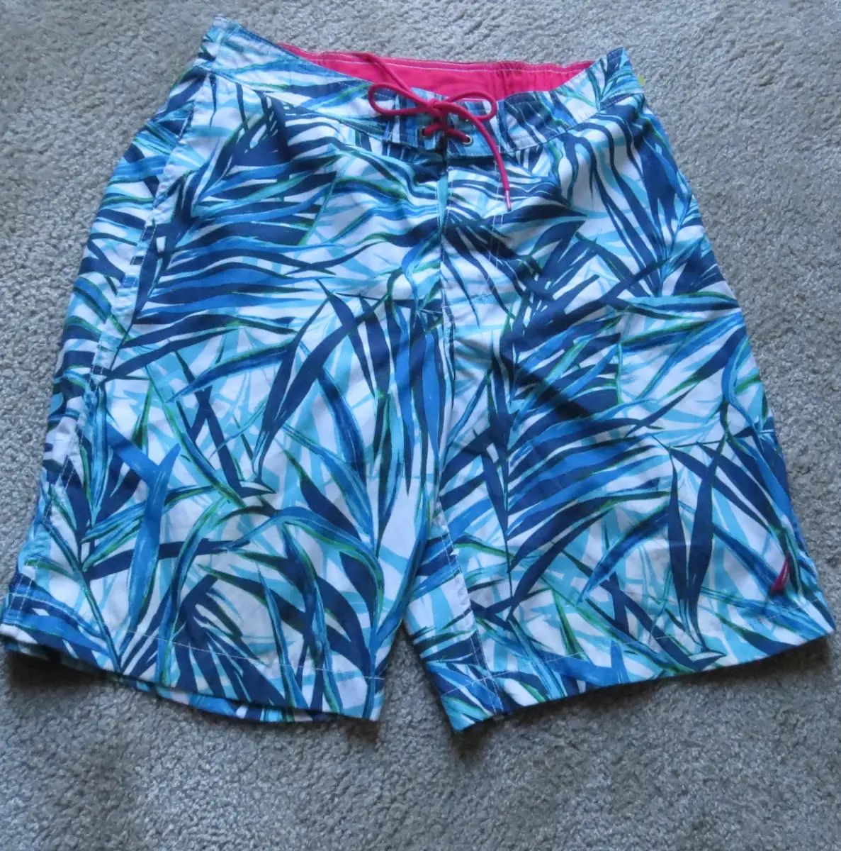 Nautica Blue and Green Tropical/Hawaiian Beach/Swim Shorts Size Medium