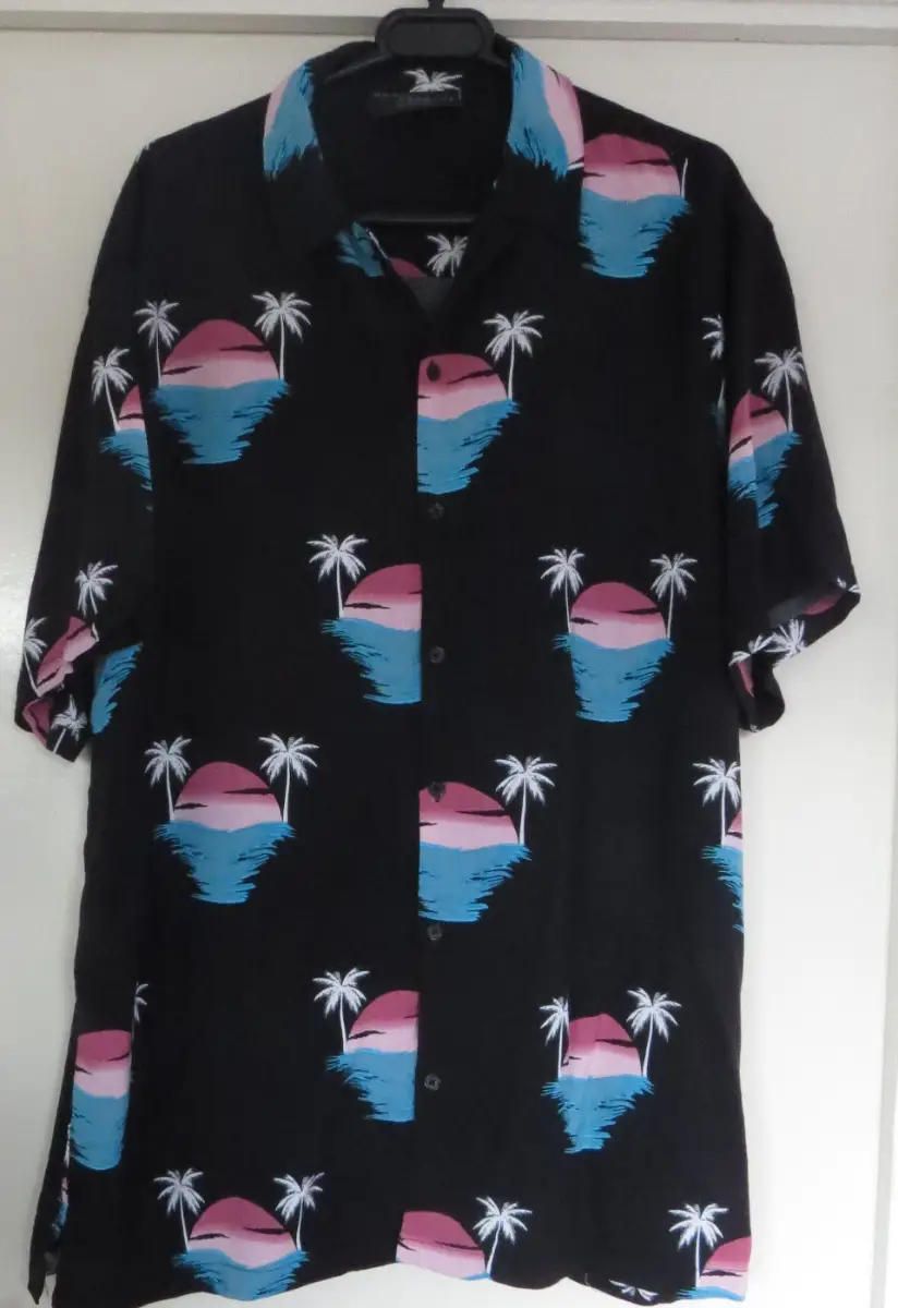 No Boundaries Hawaiian Tropical Sunset Shirt Size XL - Chest 48ins