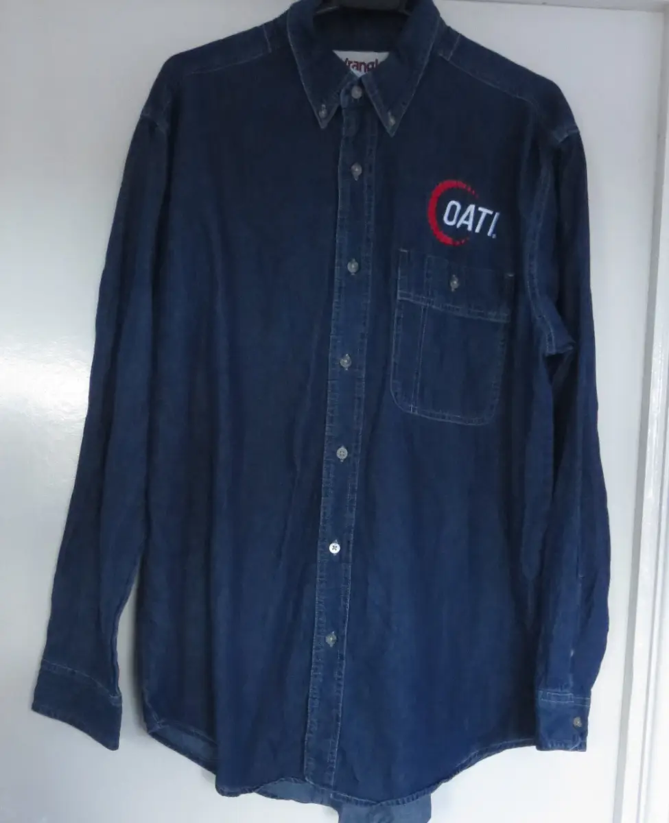 Wrangler Rugged Workwear Blue Denim Long Sleeve Shirt Size Large 46ins chest