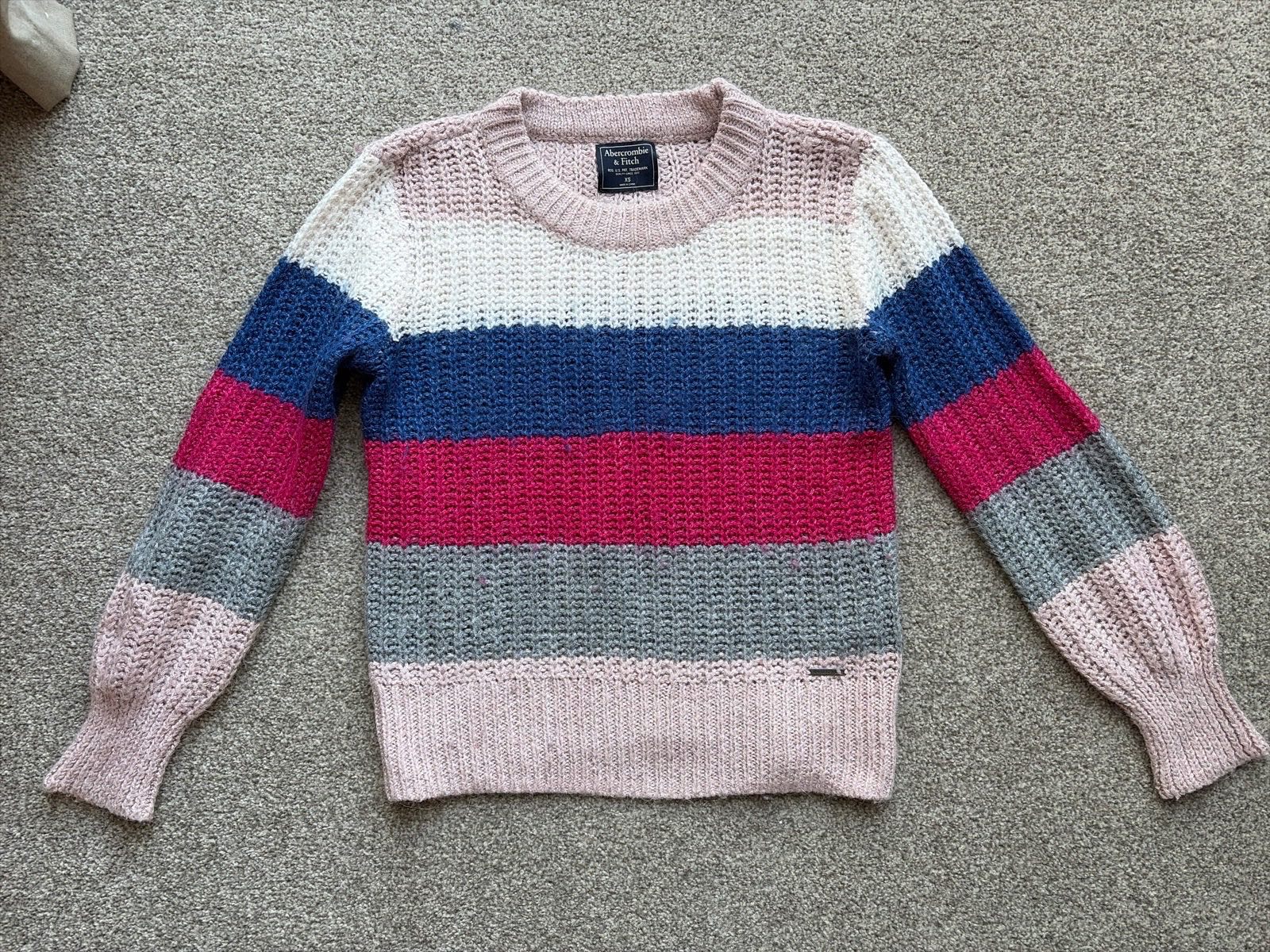 Abercrombie and Fitch Women’s Sweater Size XS