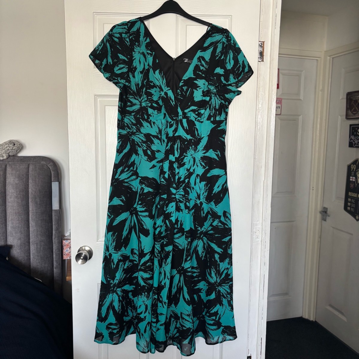 Joanna Hope Black Turquoise Floral Occasion Dress Size UK 18 BNWT Short Sleeve V Neck