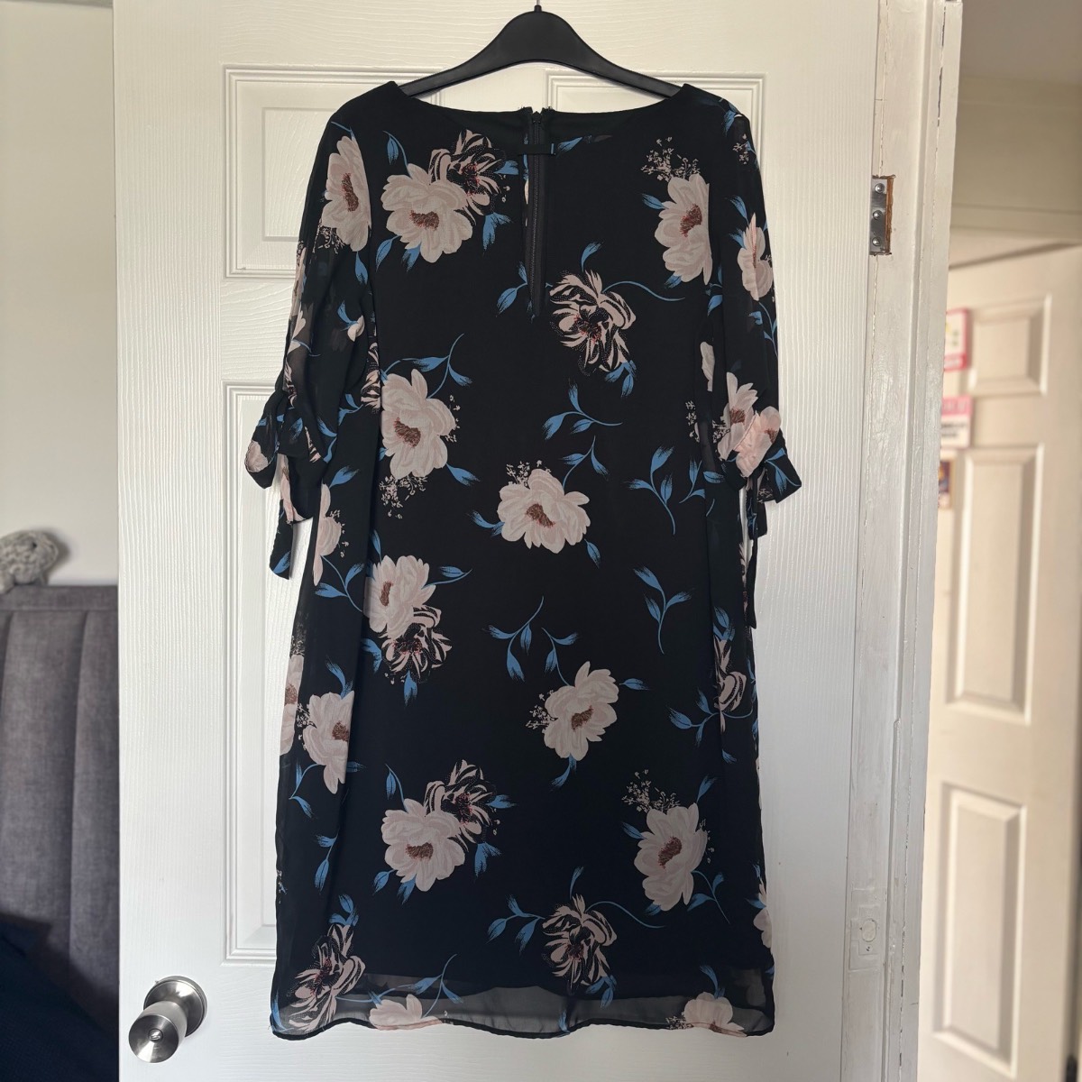 Truth & Fable Black White Blue Floral Chiffon A Line Dress Short Sleeve Size UK 16