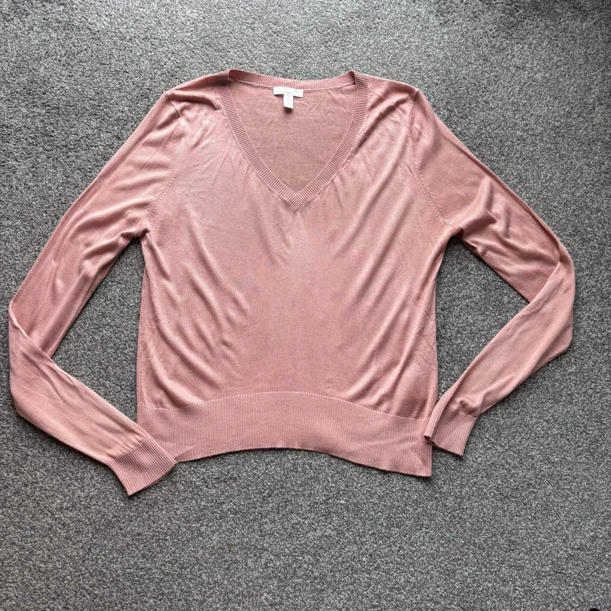 H&M Basics Pink Salmon V Neck Thin Knit Jumper Size UK 12/14 Layering Autumn Lightweight