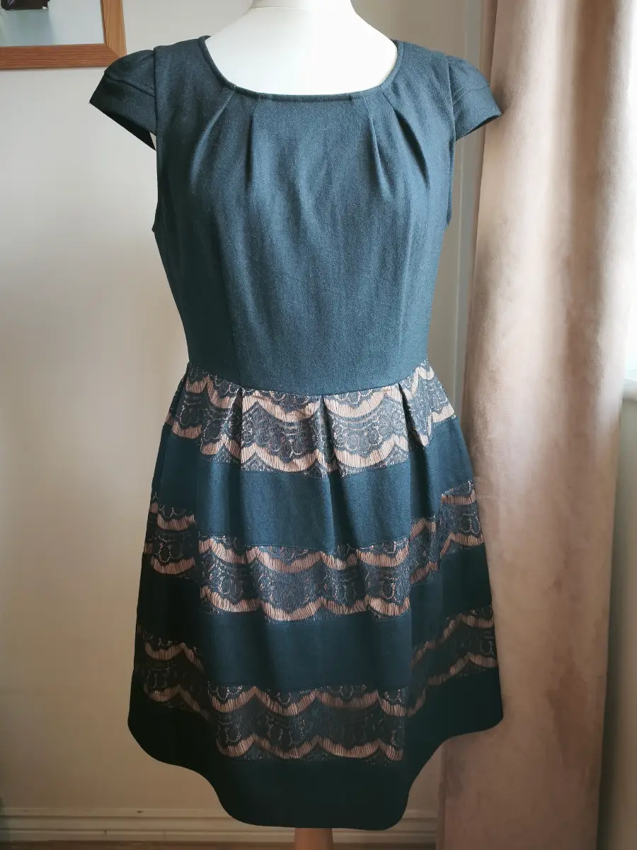 Smart dress