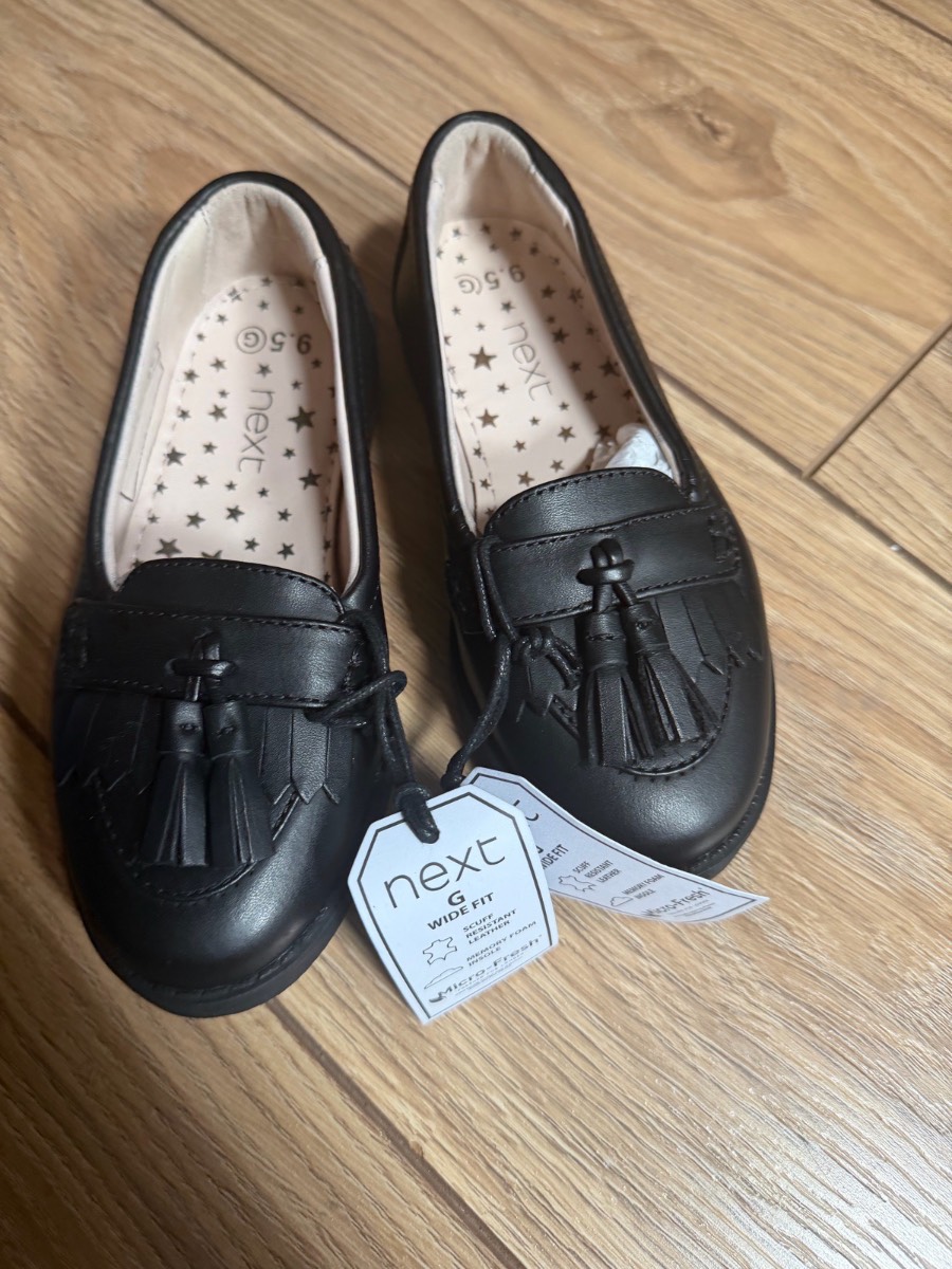 Girl school flat tassel shoes child 9.5
