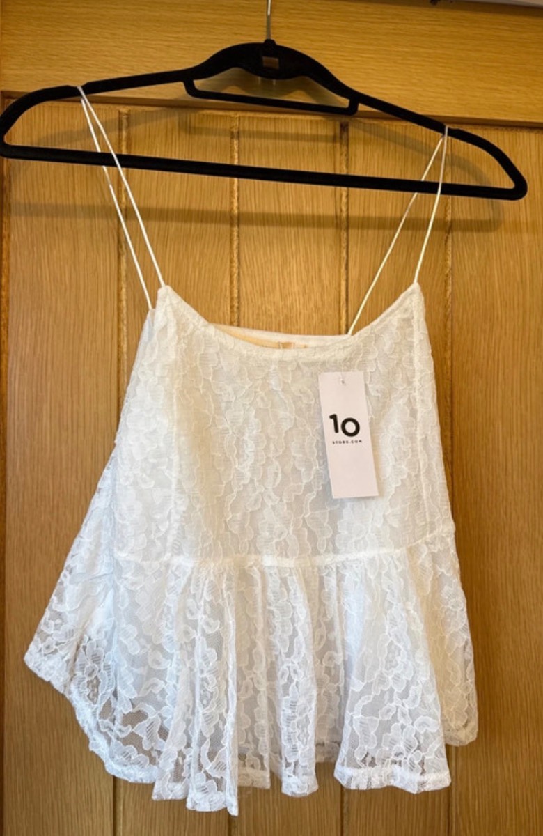 Women’s Vest/Crop Top Size M/L