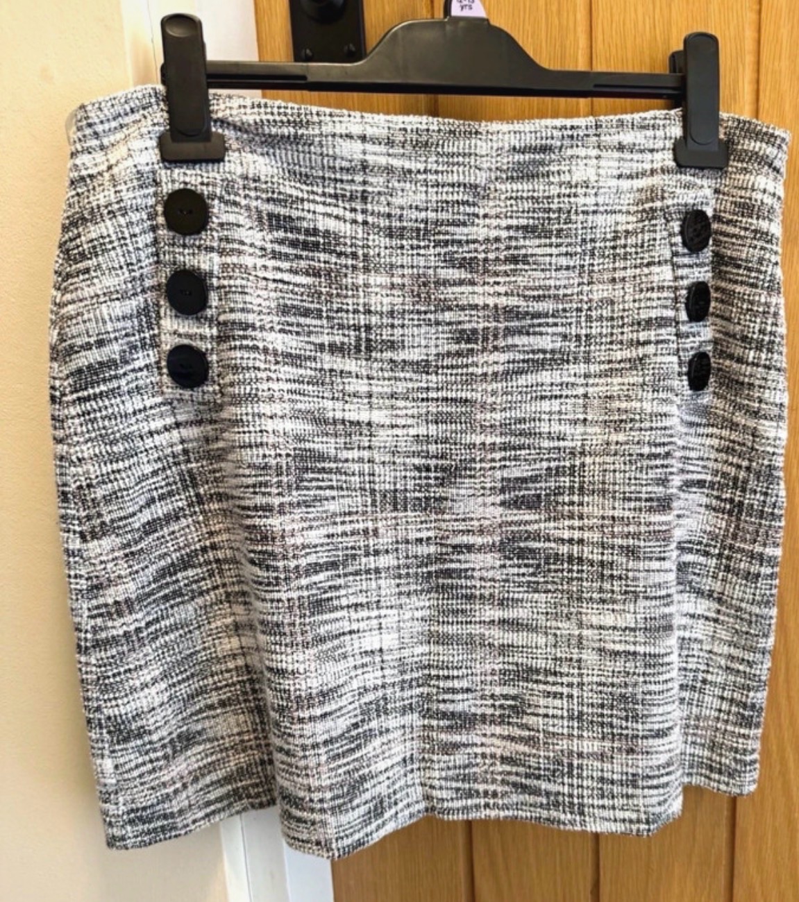 Wallis Women’s Black White Knee Length Skirt Size 14