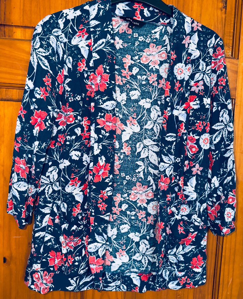 NEW LOOK Floral Kimono / Open Cover Up – UK 6-Used-Excellent condition