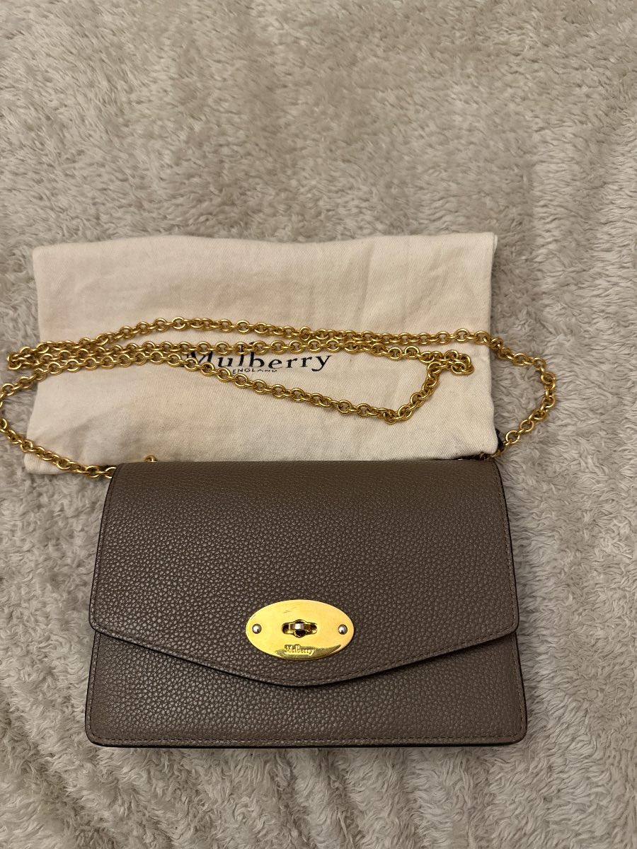 Mulberry Small Darley gold hardware very good condition