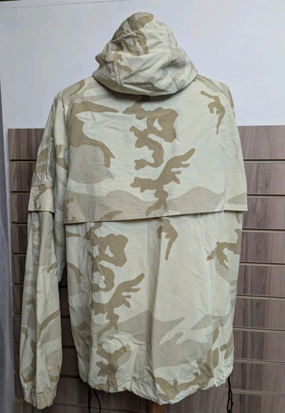 Carhartt Lite Utility Jacket Camo Hooded Showerproof Outdoors Streetwear UK Med