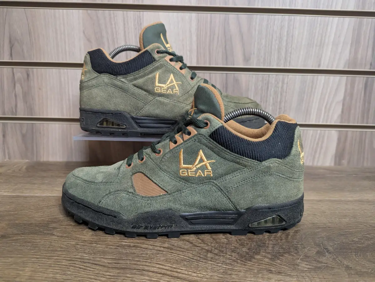 LA Gear 1995 Trainers Mens Walk Hike Trek Air System Suede Sneaker UK 8 EU 42