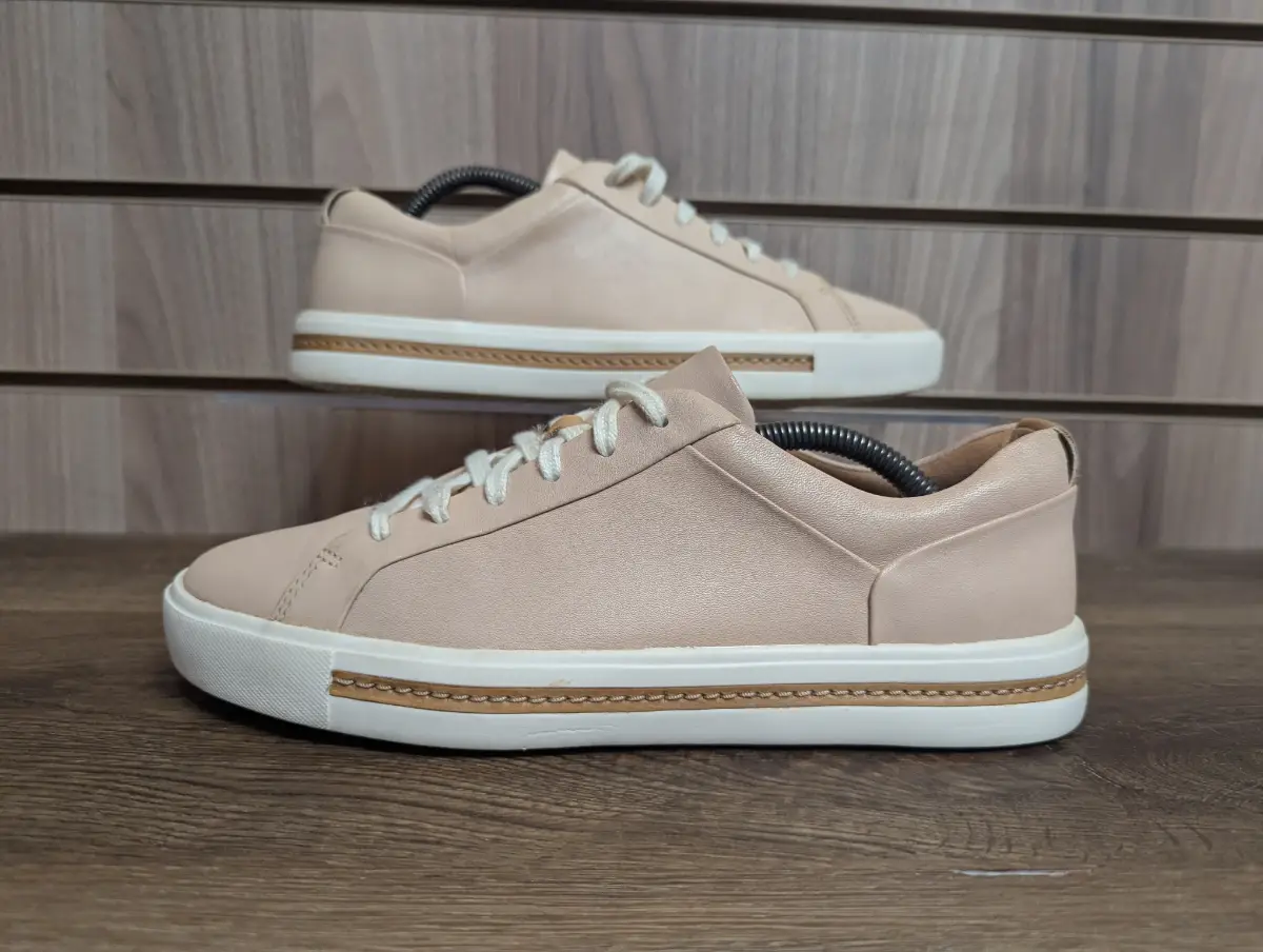 Clarks Unstructured Trainers Ladies Maui Cushion Leather Sneaker UK 5.5 D EU 38.5