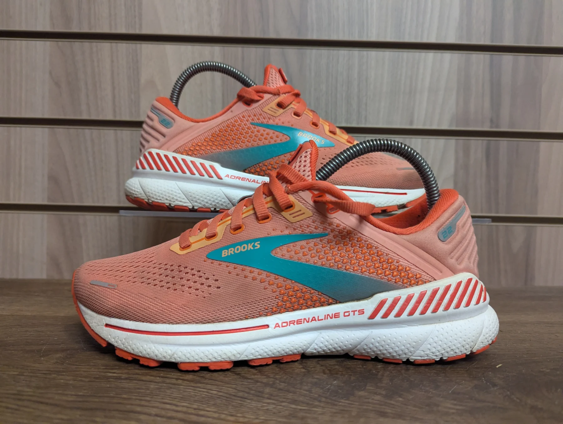 Brooks Adrenaline GTS 22 trainers Ladies Run Jog Gym Cushion Sneakers UK 6 EU 39