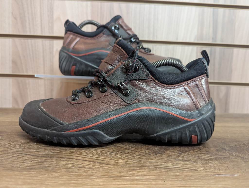 Clarks Muckers Waterproof Trianers Hike Walk Trek Outdoors Sneaker UK 4 D EU 37