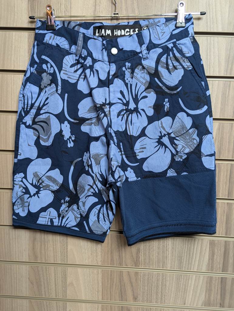 Liam Hodges Cargo Shorts When Dirty Premium Heavy Cotton W 30" L 7" H  10" R 13"