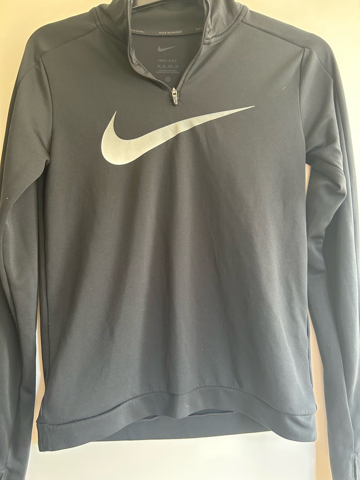 Nike dri fit running top xs