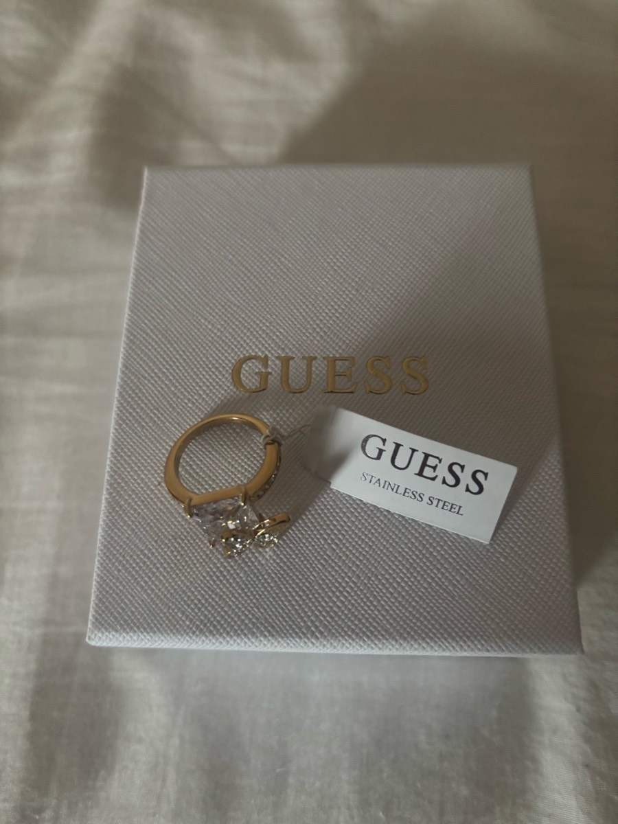 Guess Ladies Ring