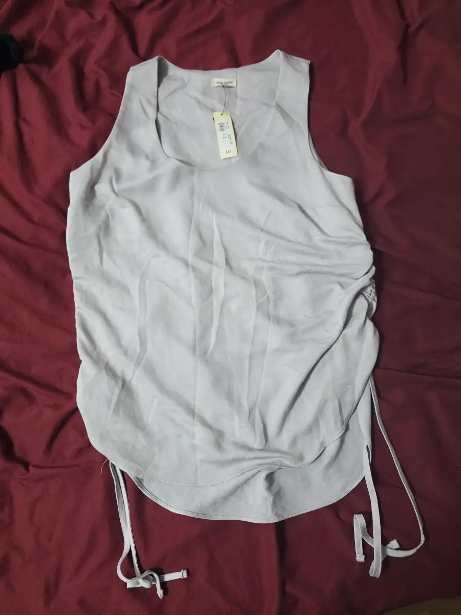 BNWT River Island Light Grey Ruched Top - Size UK 10 / EUR 36