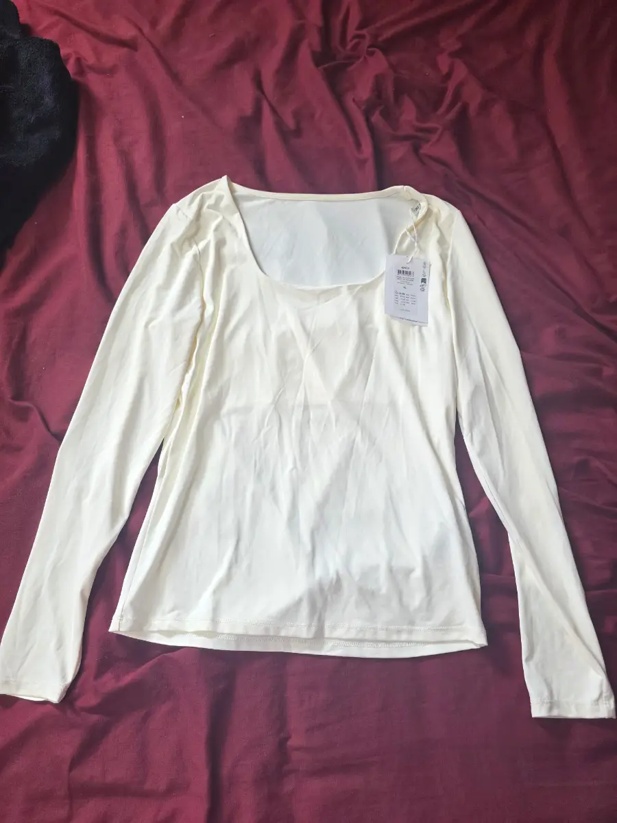 ONLY Brand New with Tags 'Onlea' 2-Way Deep Neck Long Sleeve Top - Size XL