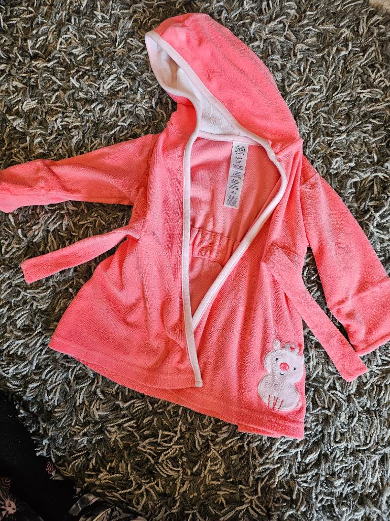 Carter's pink girls bathrobe 0-9 months
