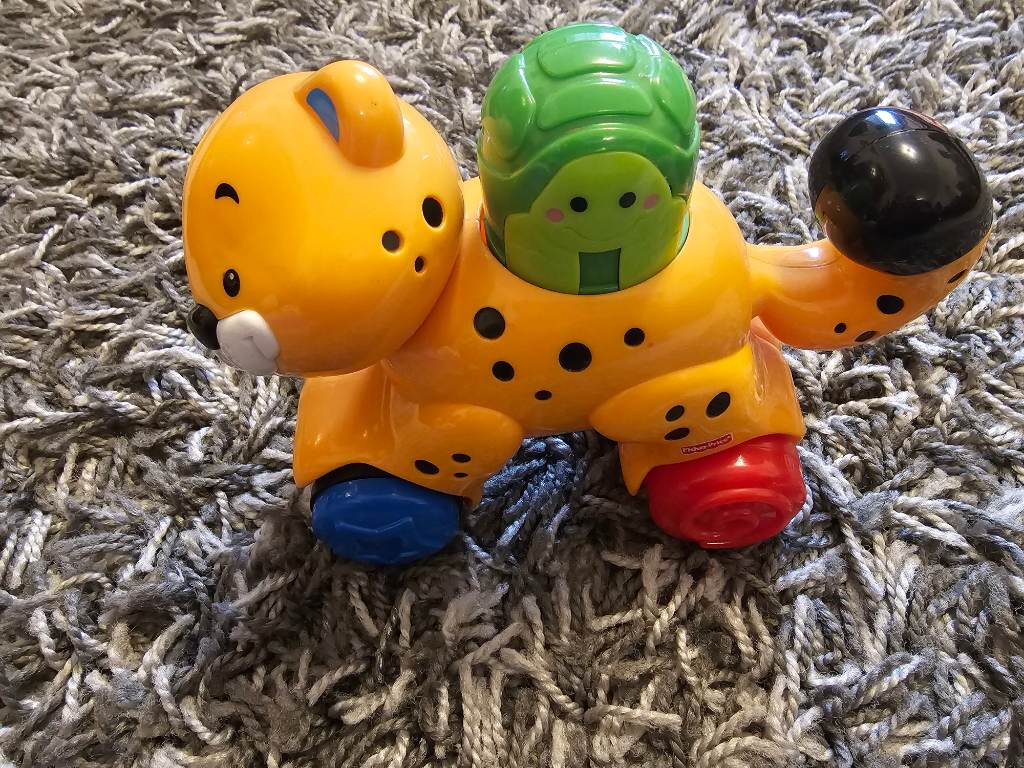 Fisherprice push in crawl tiger moves