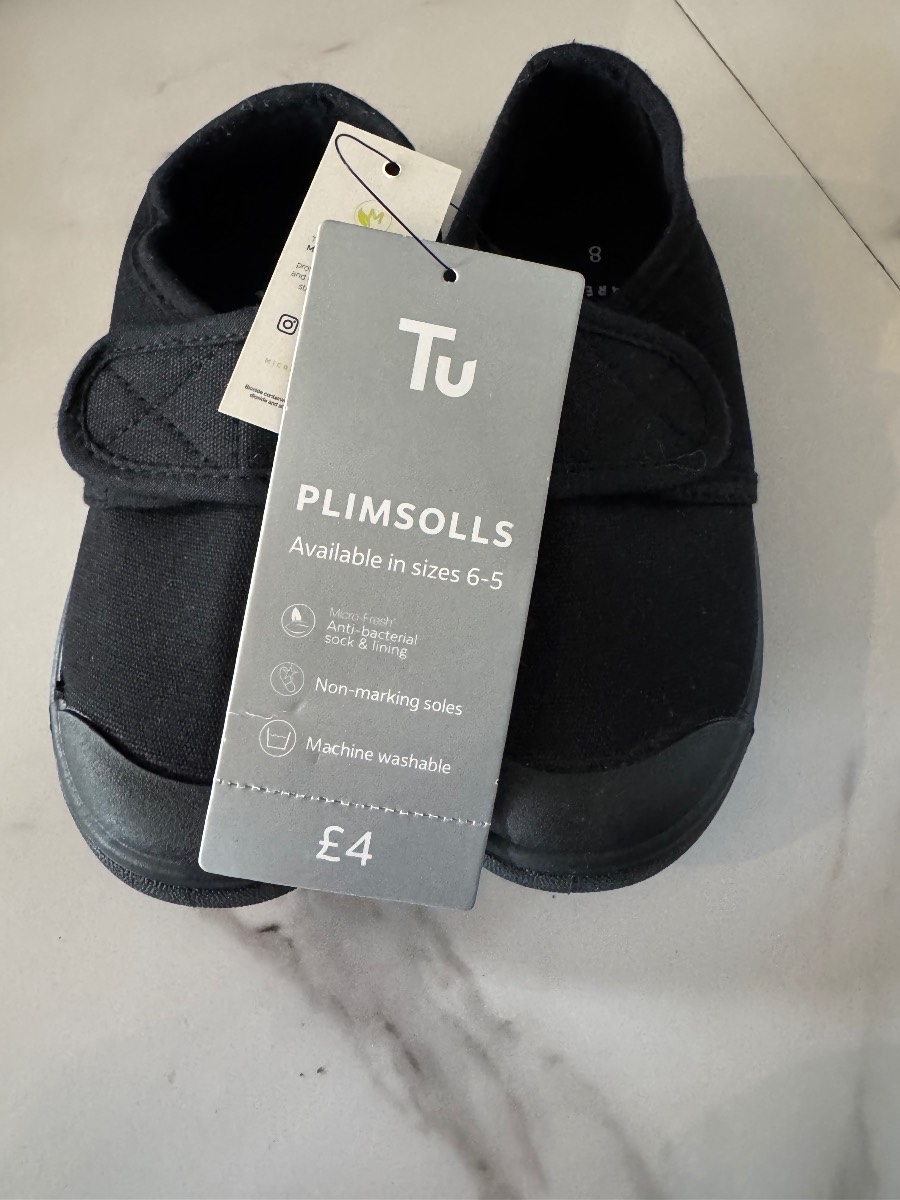 TU black plimsoles / pumps - brand new - size 8 children
