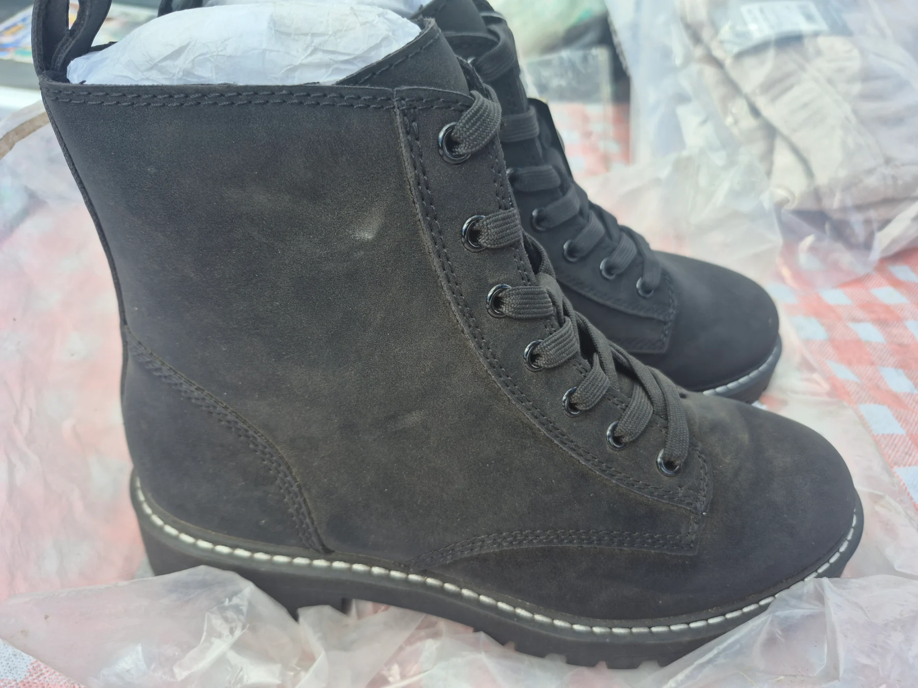 Newlook ankle boots size 6 black new