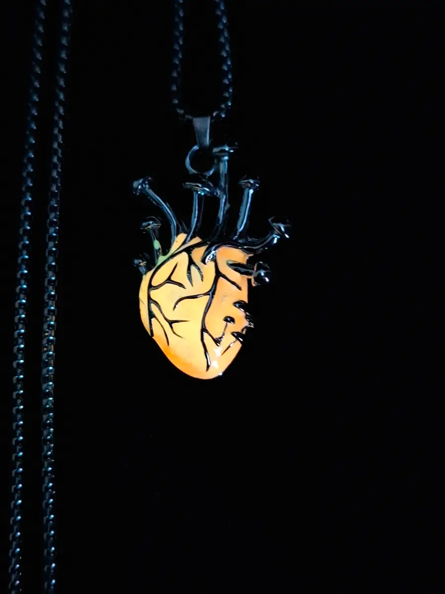 Orange Gothic Heart Necklace glow in the dark luminous alternative