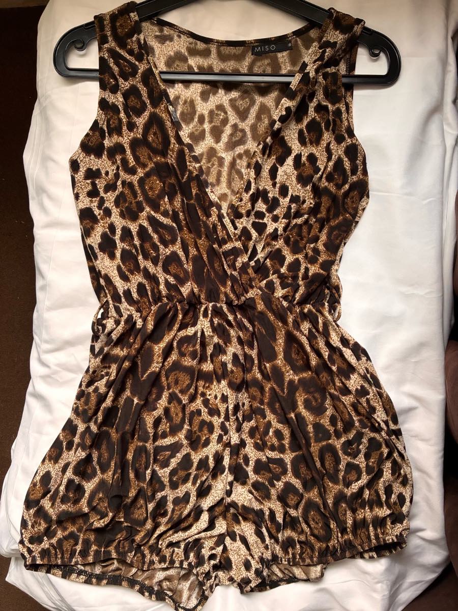 Miso Bold Leopard Animal Print Flattering Crossover Plunge V-neckline Playsuit Romper Size UK 6