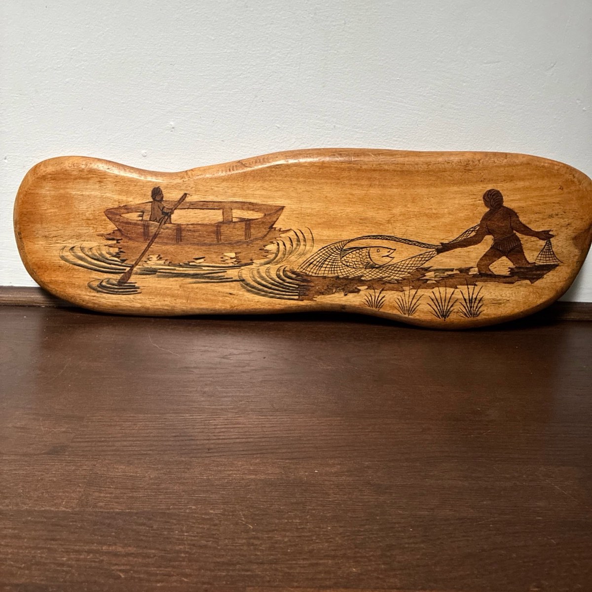 Vintage Hand‑Burned Mahogany Plaque – Ethnic Fishing Scene Pyrography Art Rustic
