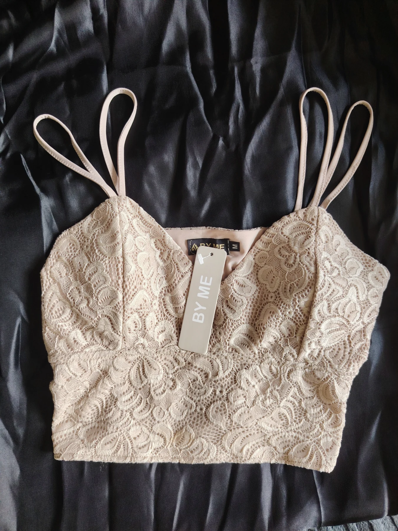 By me top size m