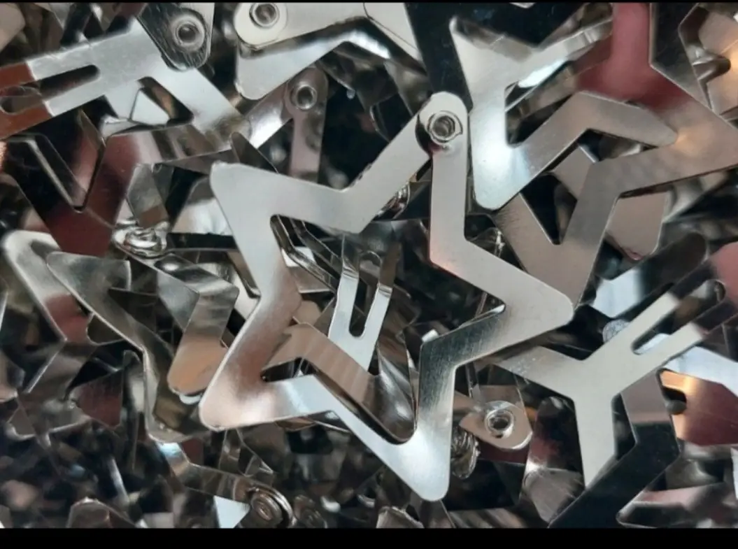 20 silver star hair clips