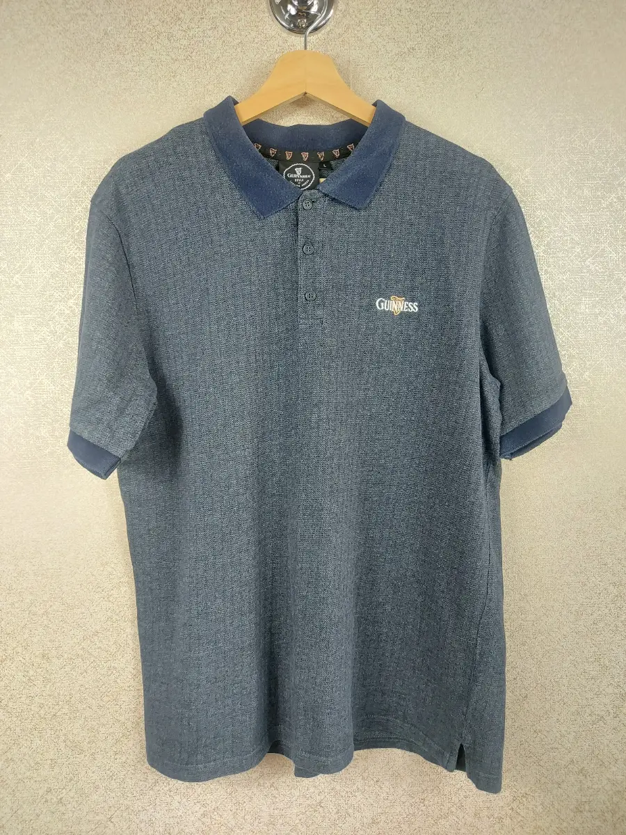 Guinness Polo Shirt Mens Large Grey Navy Blue Short Sleeve Embroidered Top Beer
