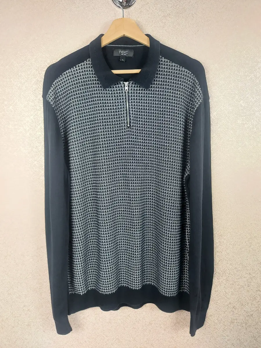 Next Men's Jumper XL Black White Pattern Knitted Quarter Zip Polo Neck Sweater
