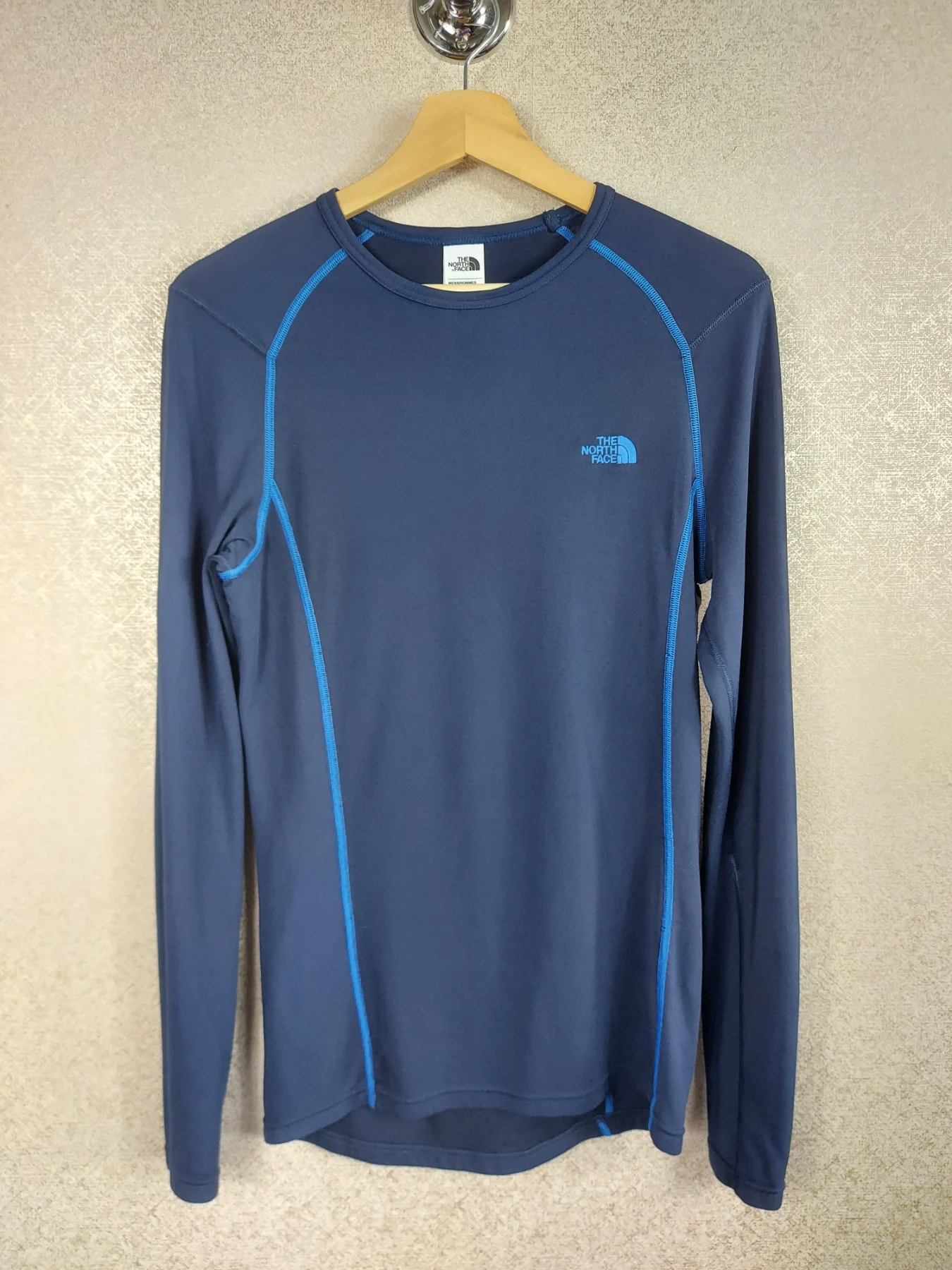 The North Face Men's Small Blue Warm Crew Neck Long Sleeve Thermal Base Layer
