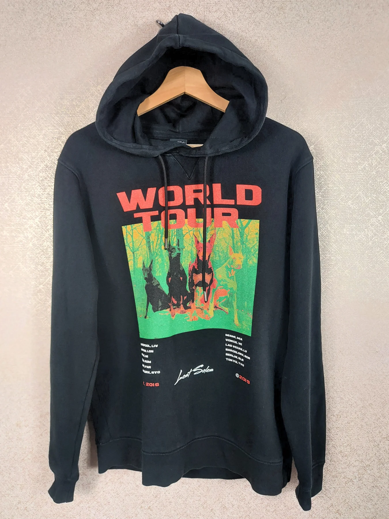 Lost Soles World Tour Hoodie Black Size M Mens Graphic Pitbull Sweatshirt 2019