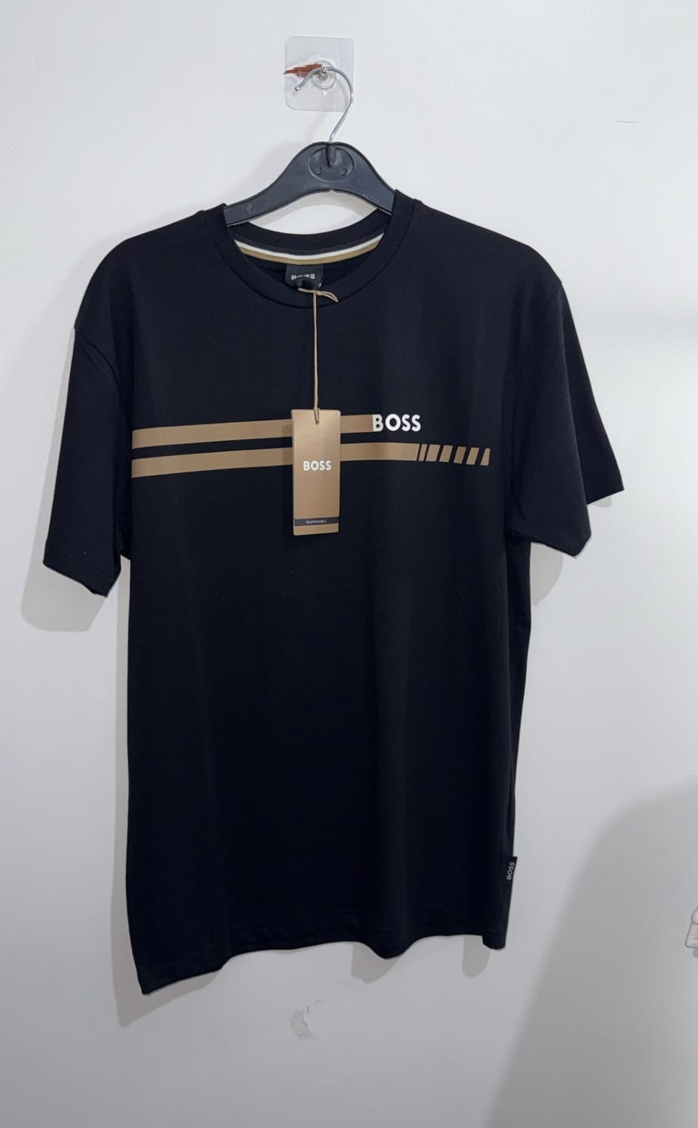 Boss mens new ti shirt black size large
