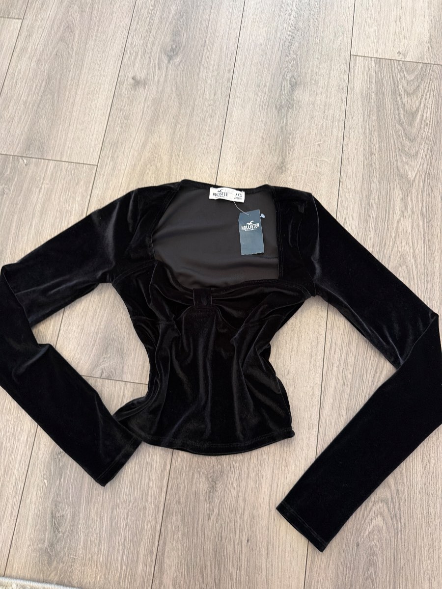 Hollister tops velvet woman's size xxs