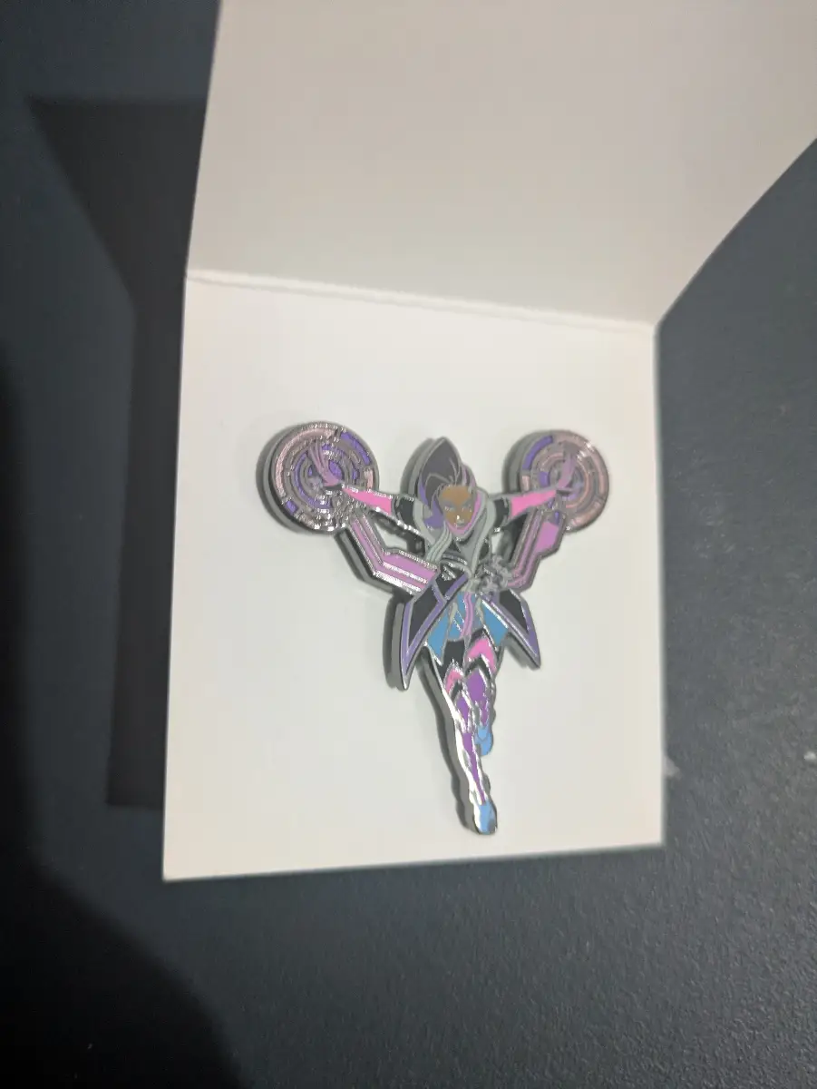 New Sombra pin