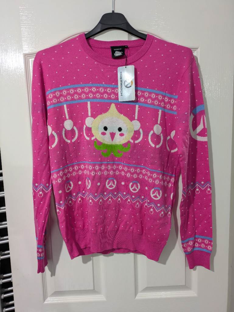 Overwatch pachireaper jumper. - M